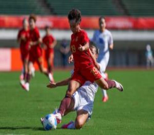 轰24脚战平！中国女足11乌兹别克斯坦张琳艳头球扳平王妍雯助攻