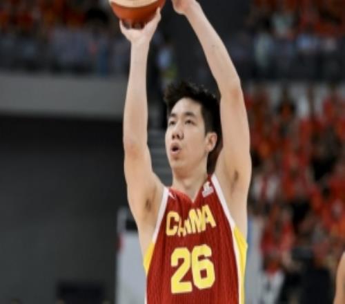 有你会不会能好一点！朱俊龙小组赛拉伤大腿后肌群缺席半决赛