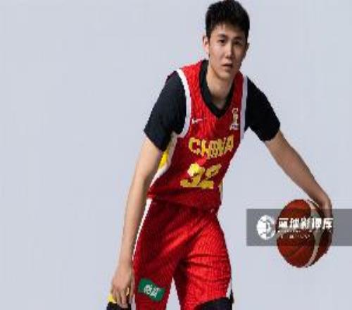年轻人交出凄切学费！李悦洲4投1中仅获得2分1助