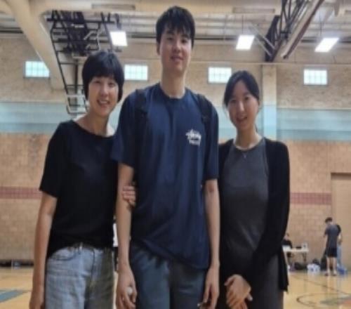 36年的传承！李贤重母子均拿下统一项目亚运金牌韩国体育史首对