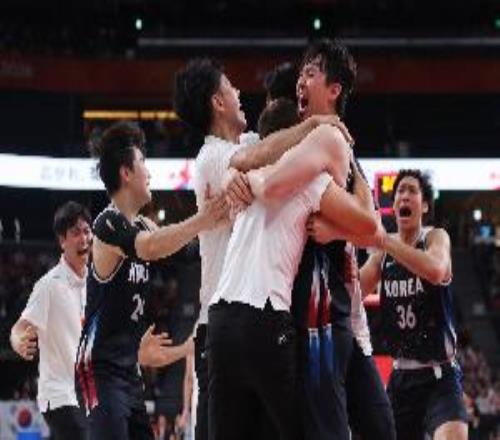 亚运男篮李贤重狂轰27+18&下半场22分韩国胜东道主日本夺冠