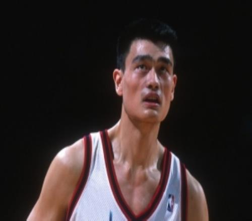 博主：以前以为姚明时代的男篮是起点没想到是中国男篮的终点