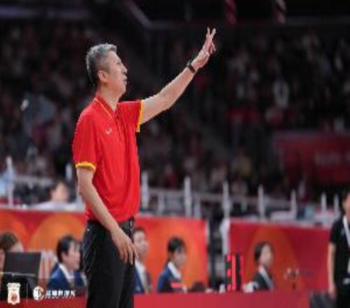 最近两次大比分输非全主力出战的日本队郭士强确实要负主要责任