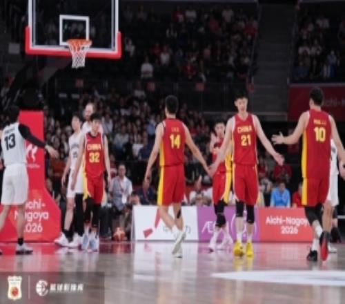 媒体人：男篮两输日本韩国由于就这水平现在亚洲前四就不错了