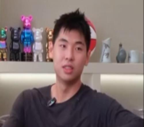 崔永熙昔日谈夏联队友李贤重：我们惺惺相惜这样的球员值得敬佩
