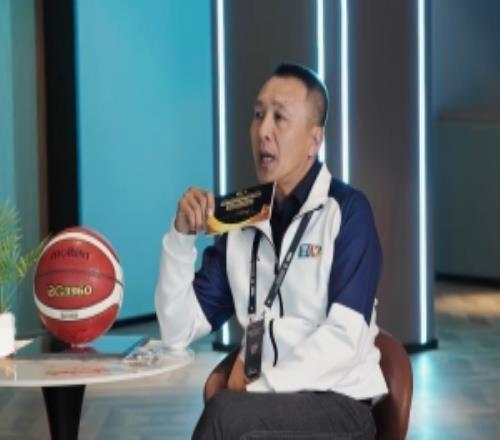 李群：教练要认可而非否定球员这样我们才能培养有创造力的球员