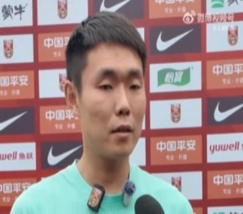 王上源：年轻球员能在这个年岁进国家队很幸运，他们充满了生气