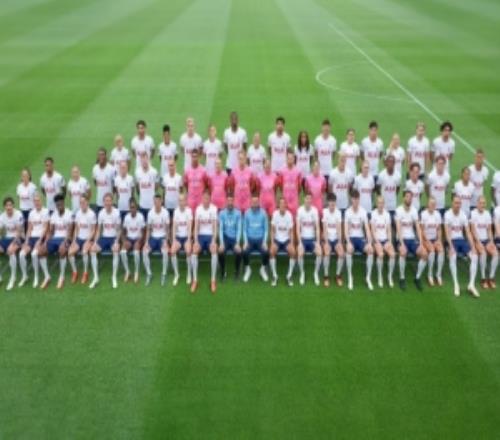 热刺官方发布202627赛季官方阵容照，男足和女足两队大合照