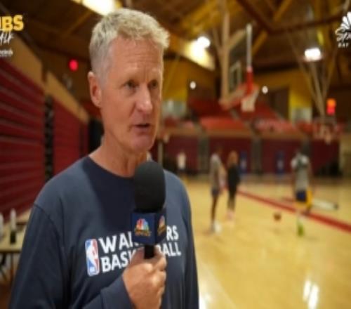 科尔：NBA所有人都身处一部肥皂剧里冲突等事实际上对联盟是好事