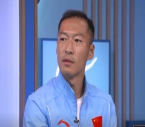 首先想感谢谁吴曦球迷！我经历了很多铜牌让我感觉一切都值得