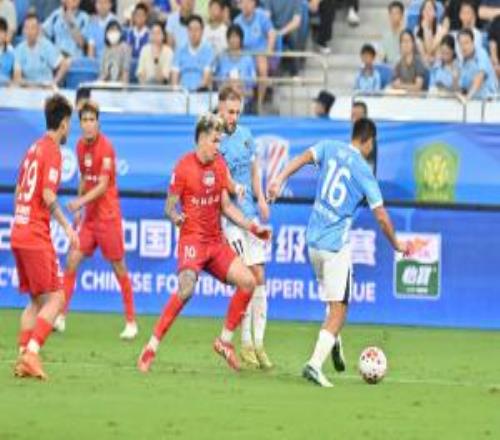 十人新鹏城22河南韦斯利5分钟2球于睿染红河南8轮不胜