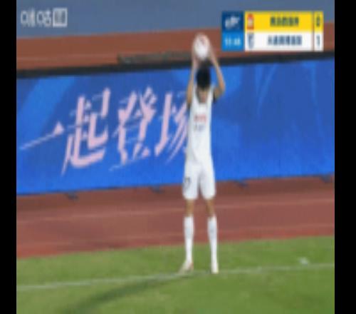 再次贡献神扑！斯坦丘不停球直接爆射，被李昊侧身奋力扑出