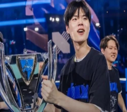 依旧有人要！外媒SheepEsports爆料Deft下赛季将加盟NS