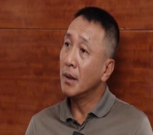 李群：教练缺的不只是战术好教练要有知识储备不止会练更要会教