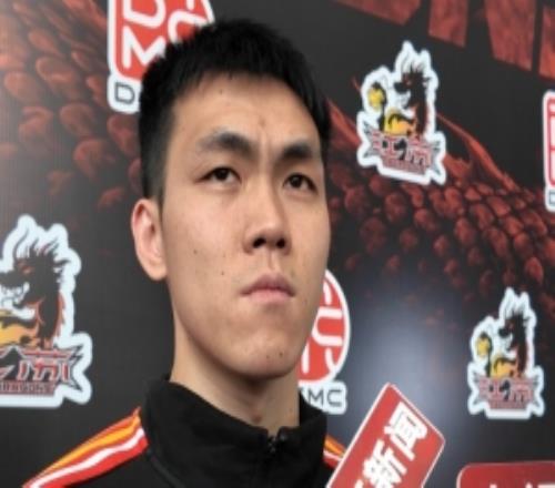 庞峥麟：今夏国家队的经历收获很多有信心完成打进季后赛的目标