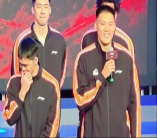 夸害羞了！曾繁日：庞峥麟球商极高希望球迷看我们比赛像过周末