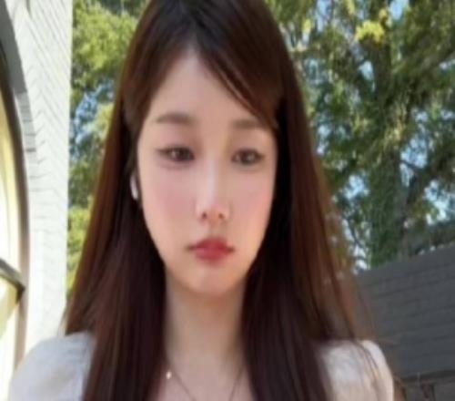 英文流解说Kitty分享视频：开播咯_o哈喽朋友们好久不见！