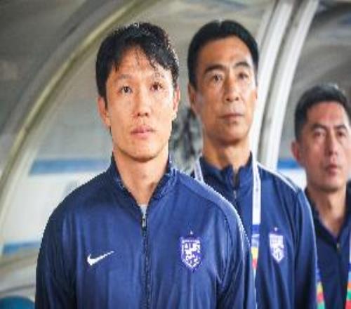 鄂媒：武汉三镇全队表示要为这仅存的保级希望奋力一搏