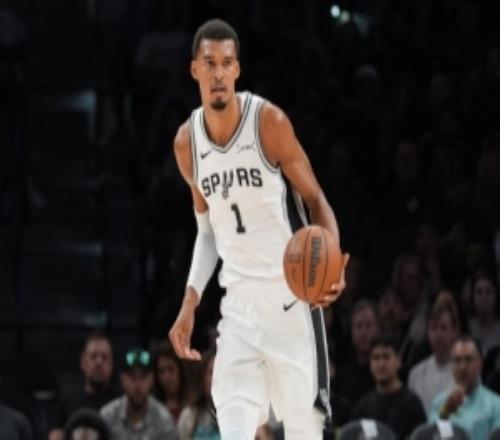 NBA新赛季明日开战总冠军归属悬念丛生