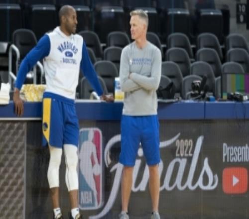 3年前的今天：伊戈达拉宣布退役生涯共夺得4个总冠军+1个FMVP