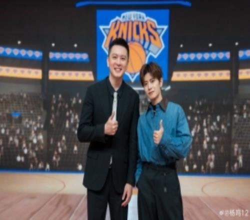 杨鸣：尼克斯卫冕悬76人在东部值得期待
