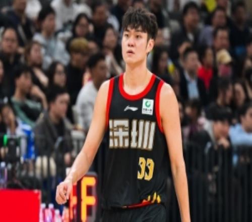 顾全：王浩然的膝盖有些反应李慕豪跟腱有问题他们今晚都将缺阵