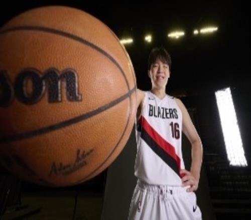 亚洲球员NBA得分谁最强姚明前3守门小杨破百里程碑八村在发力