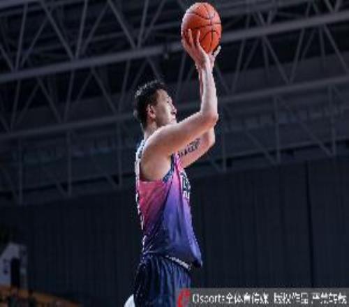 若杜锋在广东不会放杜润旺巩晓彬：好多人说杜润旺是杜锋干儿子